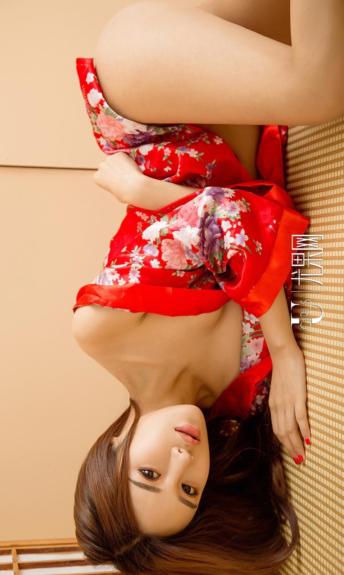 [Ugirls爱尤物]写真 2018.02.11 NO.998 小鸟依人 周心怡